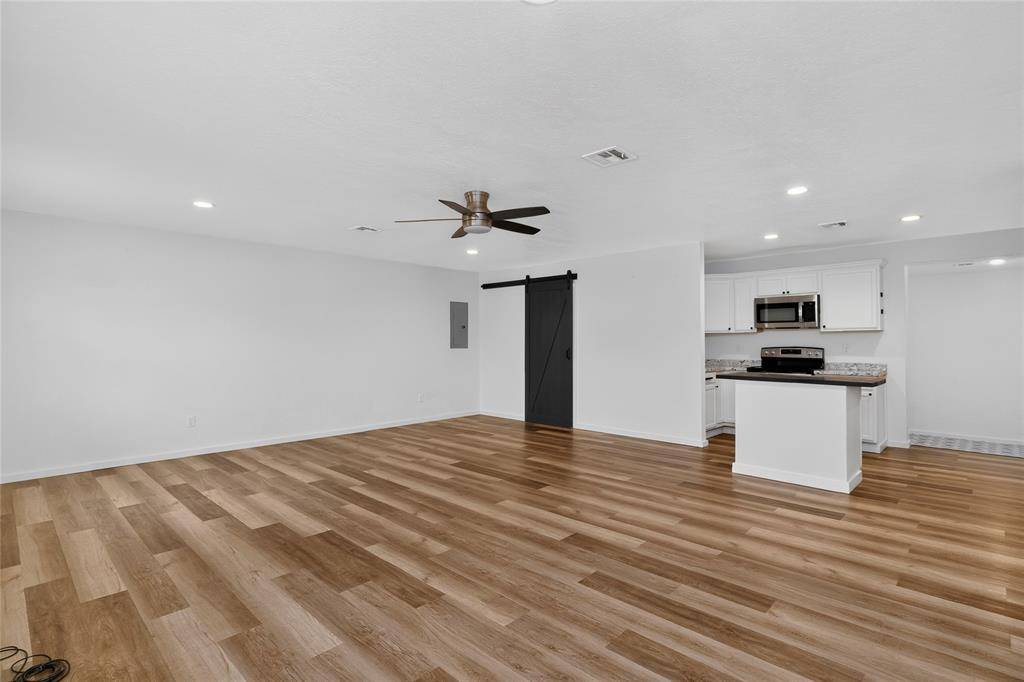 208 Maple ST, Elgin, OK 73538