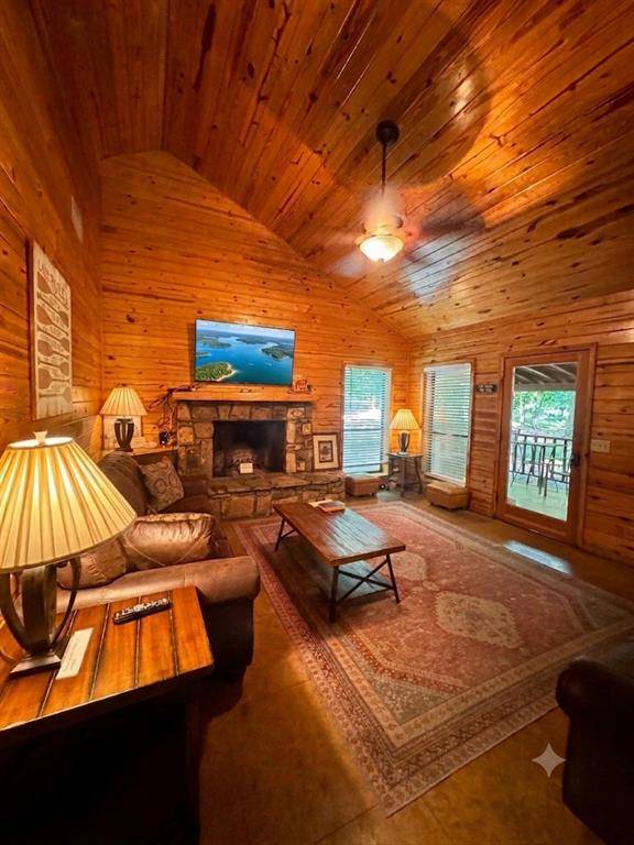 141 Laurel Branch LN, Broken Bow, OK 74728