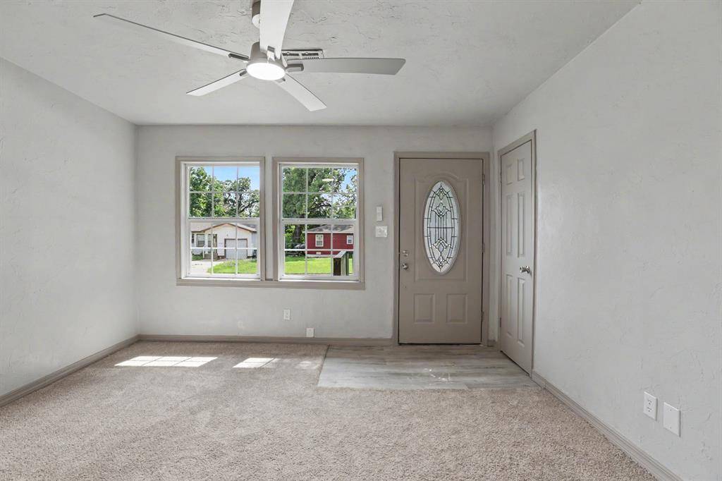 4008 Crabtree CV, Midwest City, OK 73110