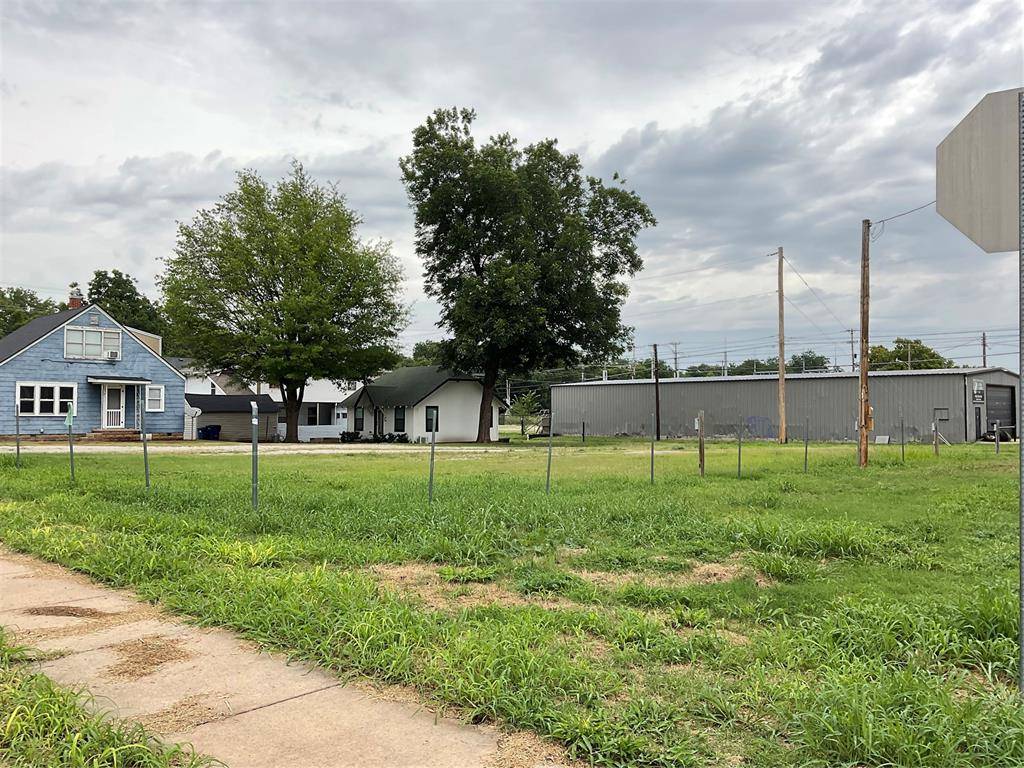 0000000 E E 4th Ave & Lowry St AVE, Stillwater, OK 74074
