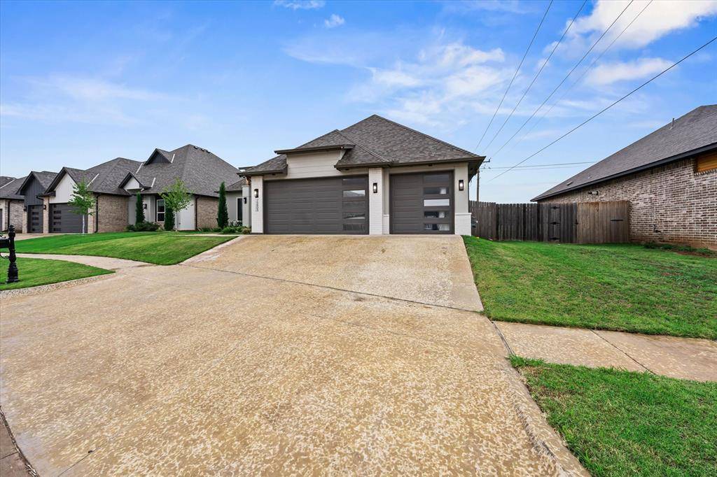 15805 Capri LN, Edmond, OK 73013