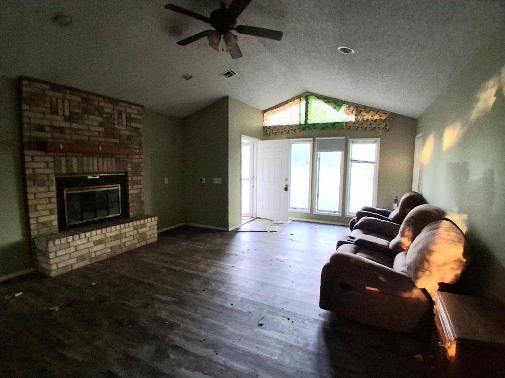 1405 N 14th ST, Okemah, OK 74859