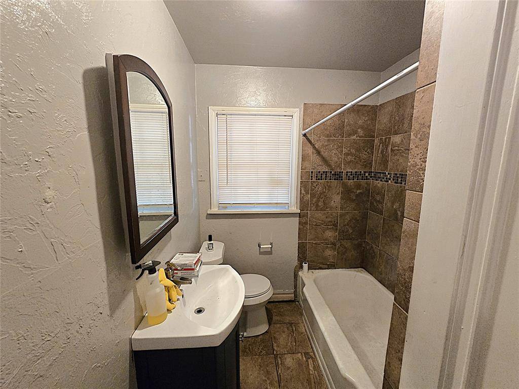 1913 NW 32nd ST, Oklahoma City, OK 73118