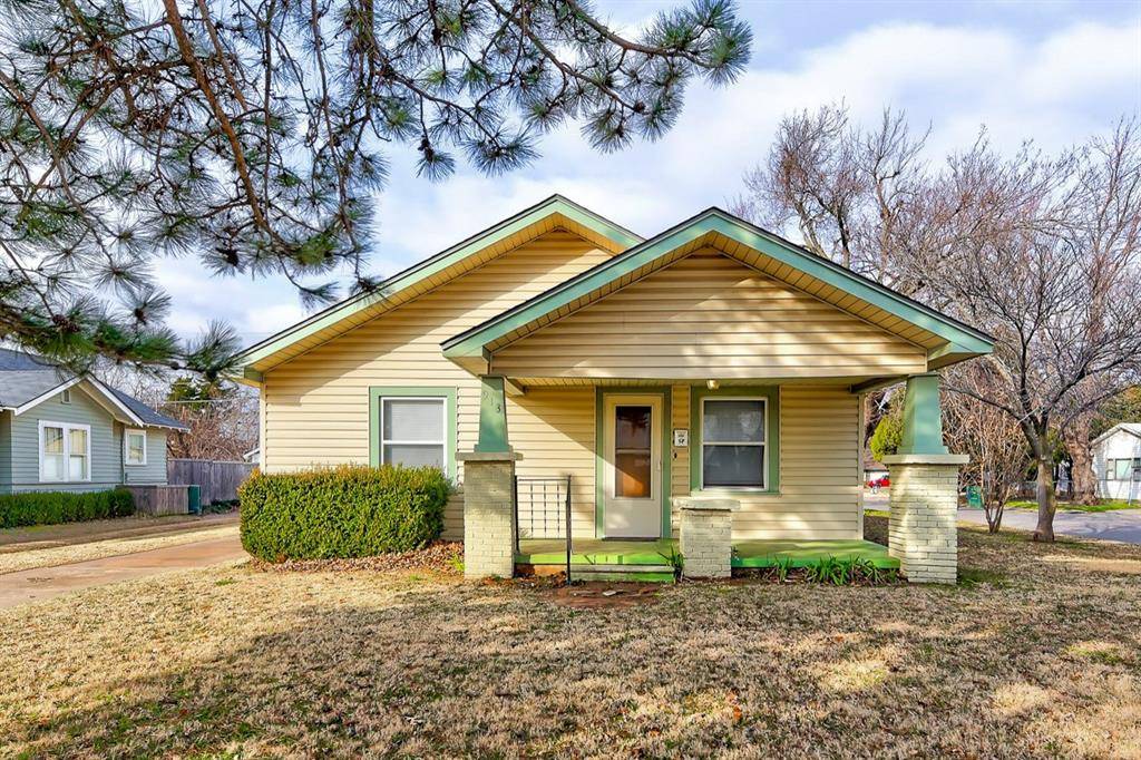 913 N Boulevard ST, Edmond, OK 73034