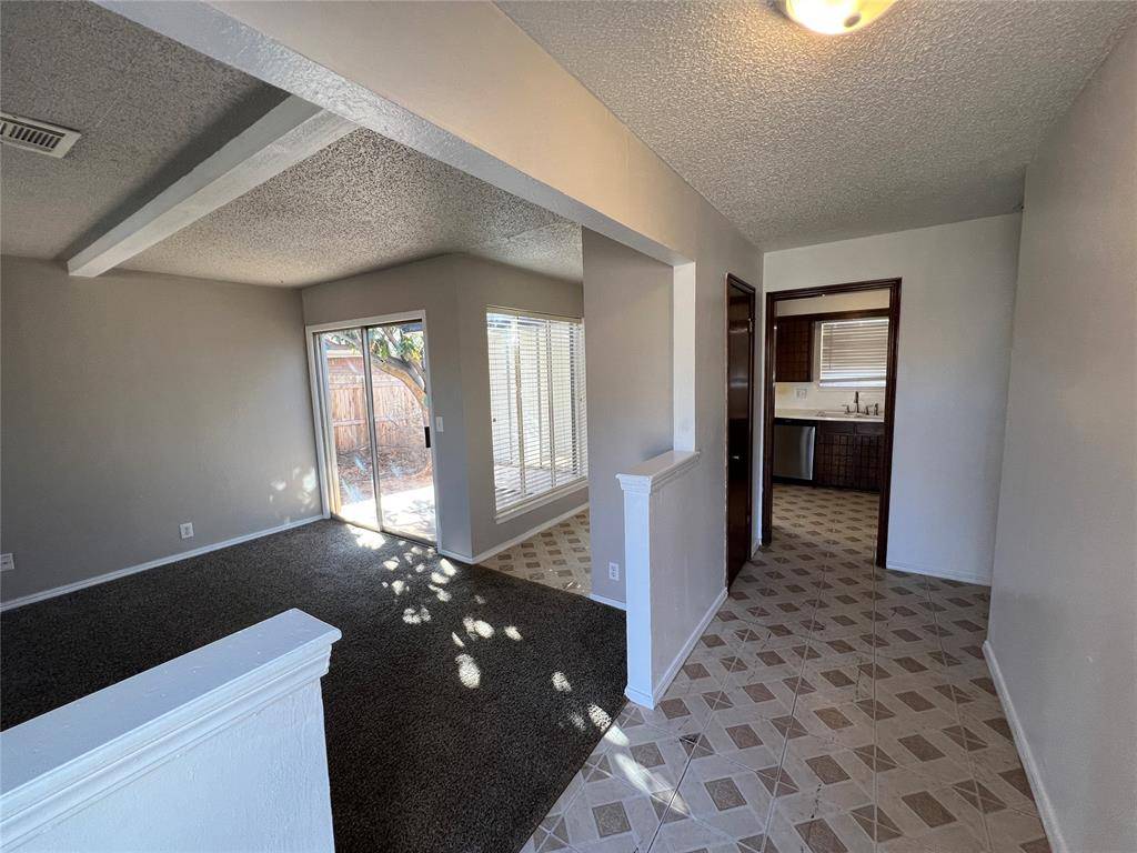 1017 S Neptune ST, Edmond, OK 73003