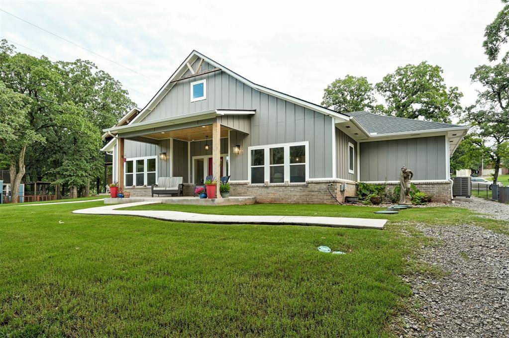 16 W Hill ST, Arcadia, OK 73007