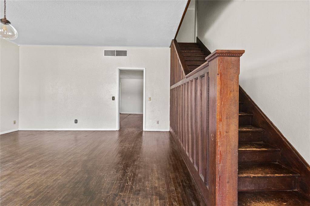 108 W Tom Stafford ST, Weatherford, OK 73096