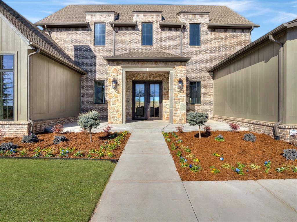 9401 Far Hills CT, Arcadia, OK 73007