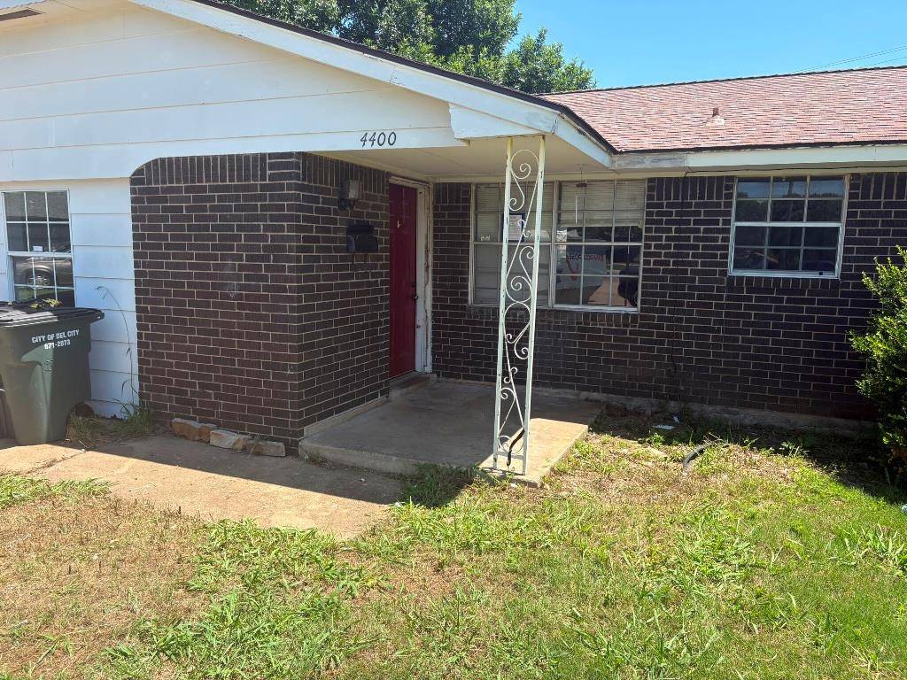 4400 Epperly DR, Del City, OK 73115