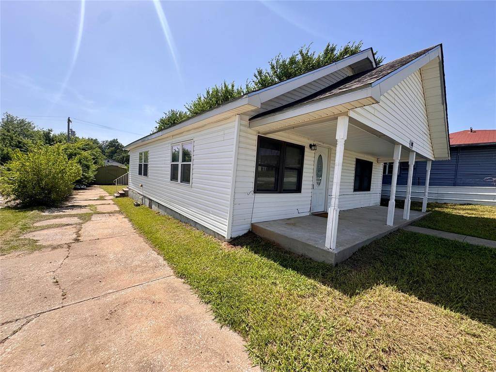 107 N Highland ST, Seminole, OK 74868