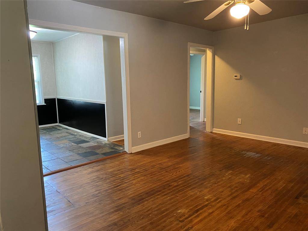 8 W Pulaski ST, Shawnee, OK 74804