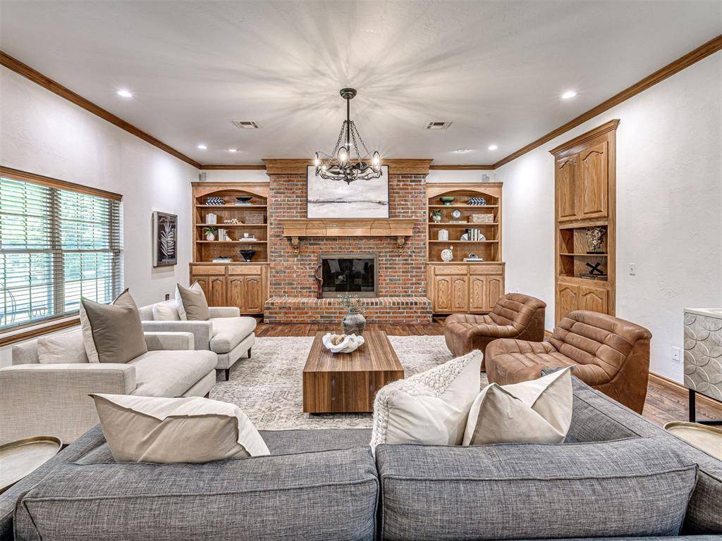 20611 Deer Springs CIR, Edmond, OK 73012