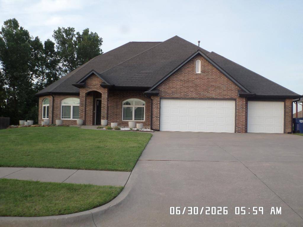 1507 Abbey RD, El Reno, OK 73036
