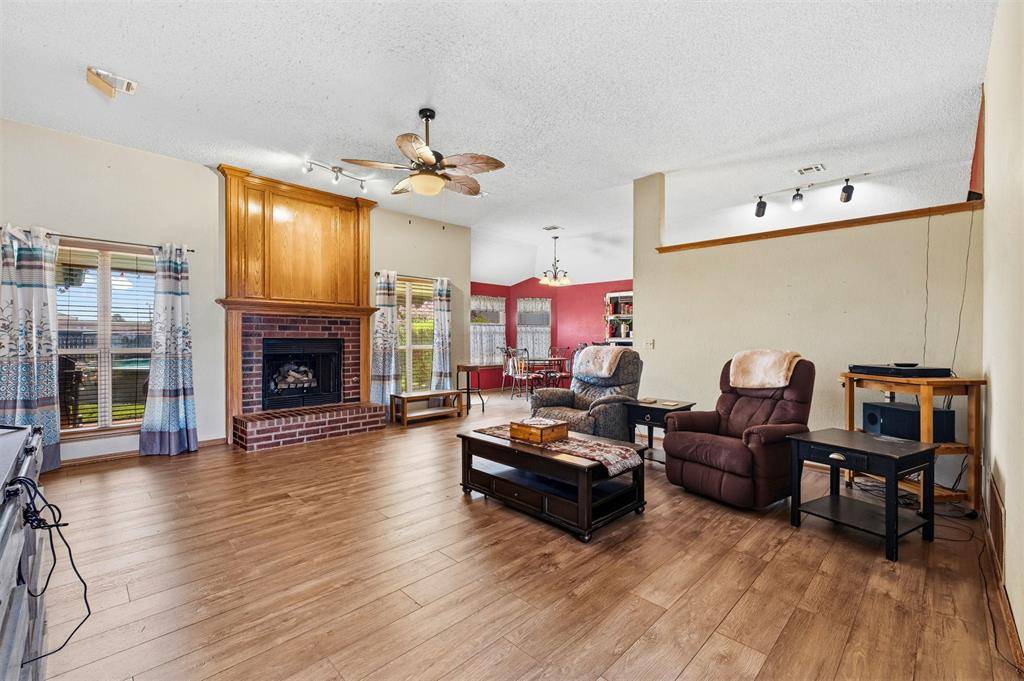 9036 Buttonwood AVE, Oklahoma City, OK 73160