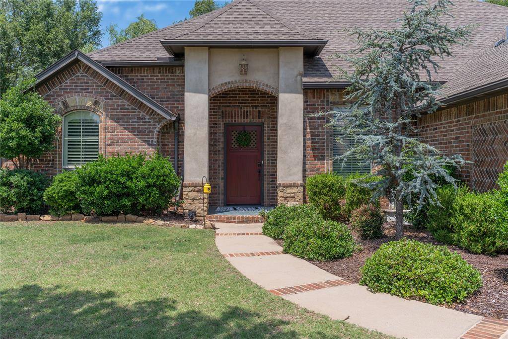 2113 Sycamore Creek AVE, Yukon, OK 73099