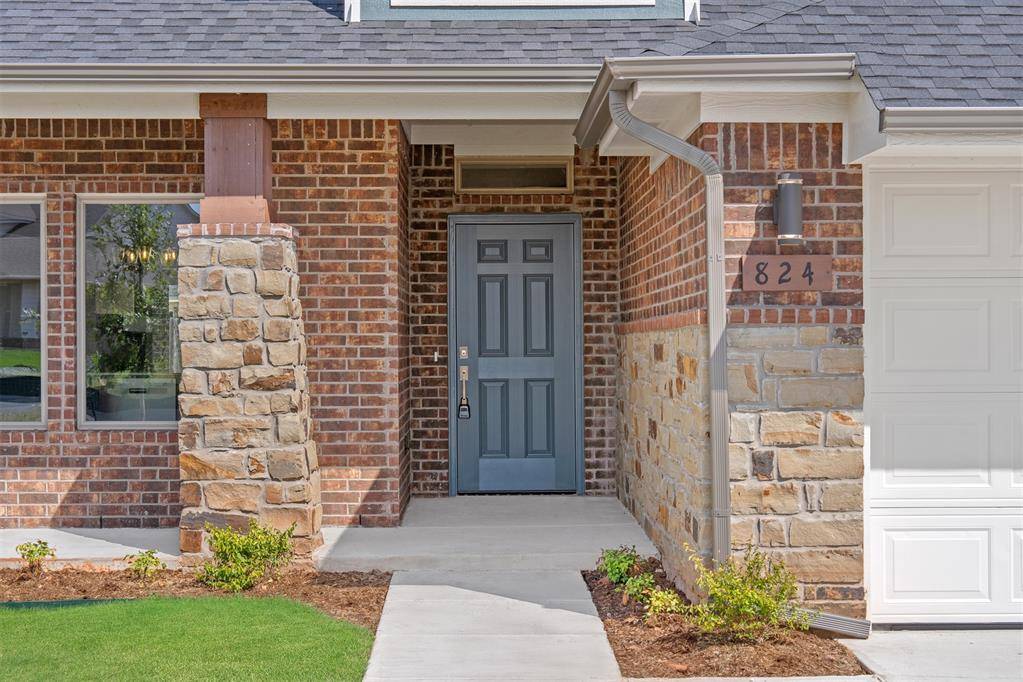 824 Parsons DR, Yukon, OK 73099