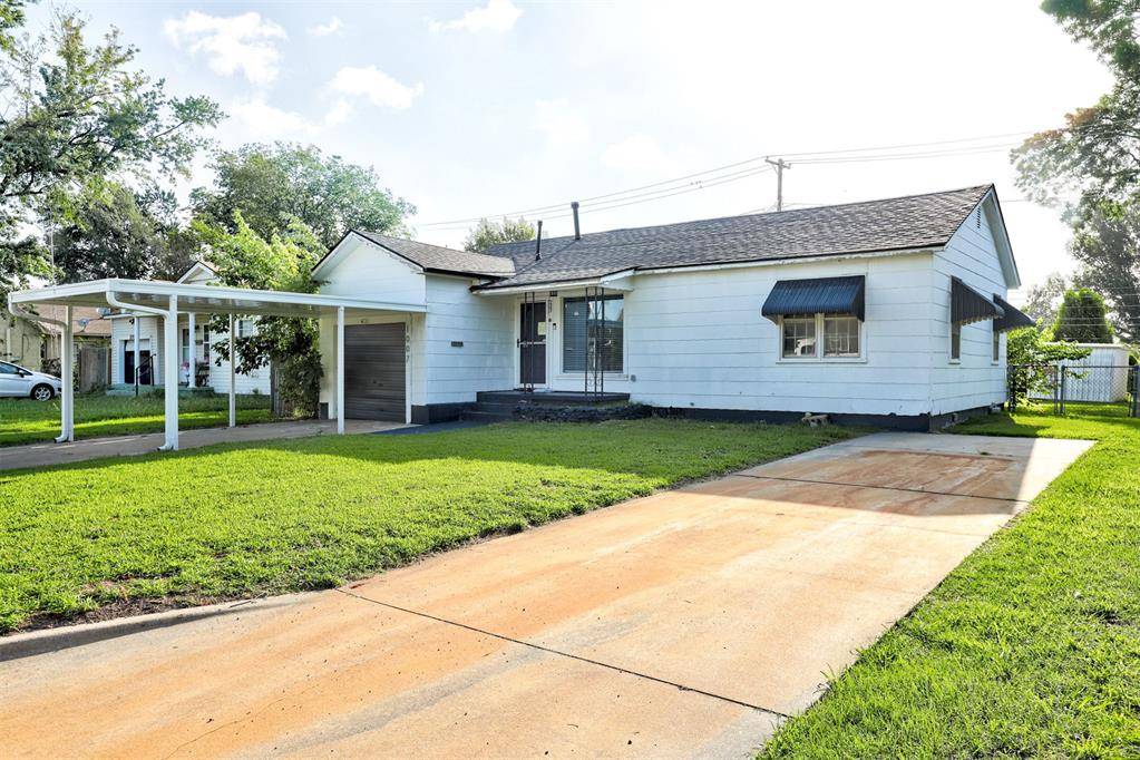 1007 Overland CT, Shawnee, OK 74801