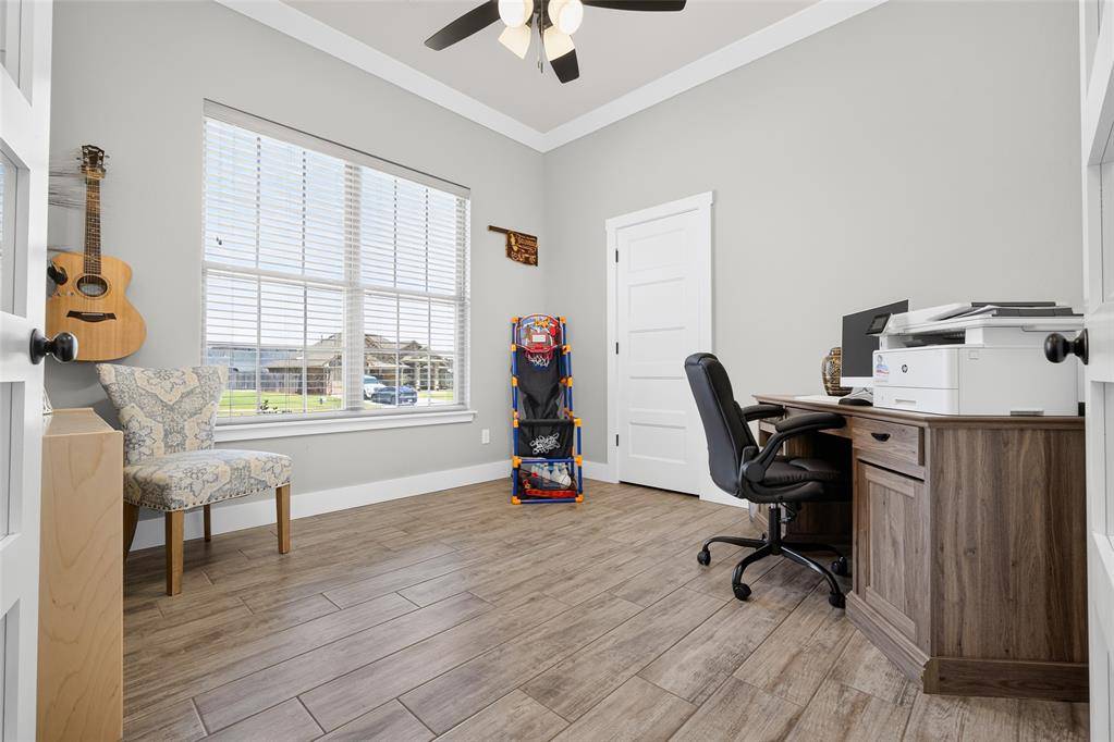 440 Megan LN, Blanchard, OK 73010