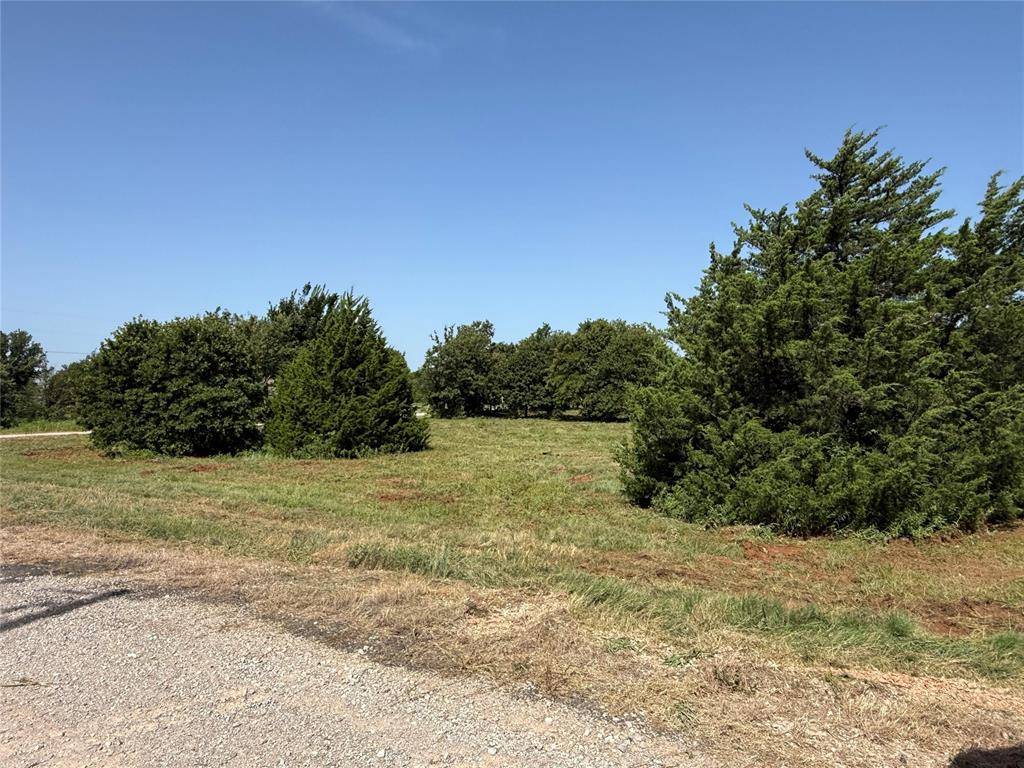 39 Wrangler RD, Blanchard, OK 73010