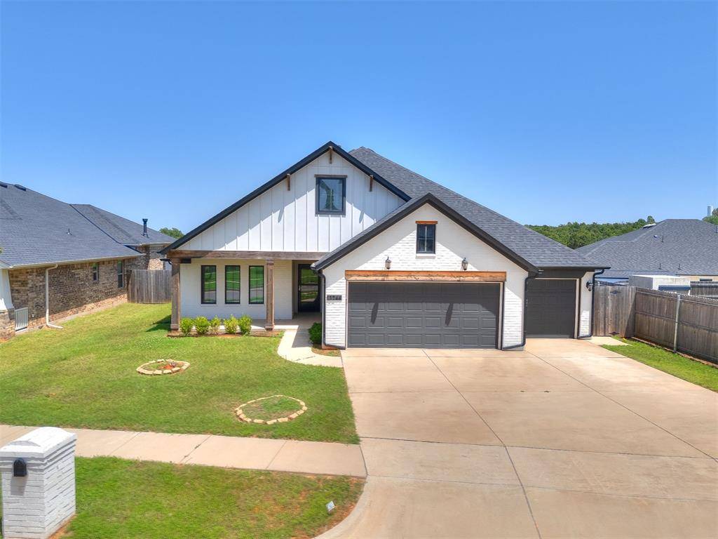 13244 Sawtooth Oak RD, Choctaw, OK 73020