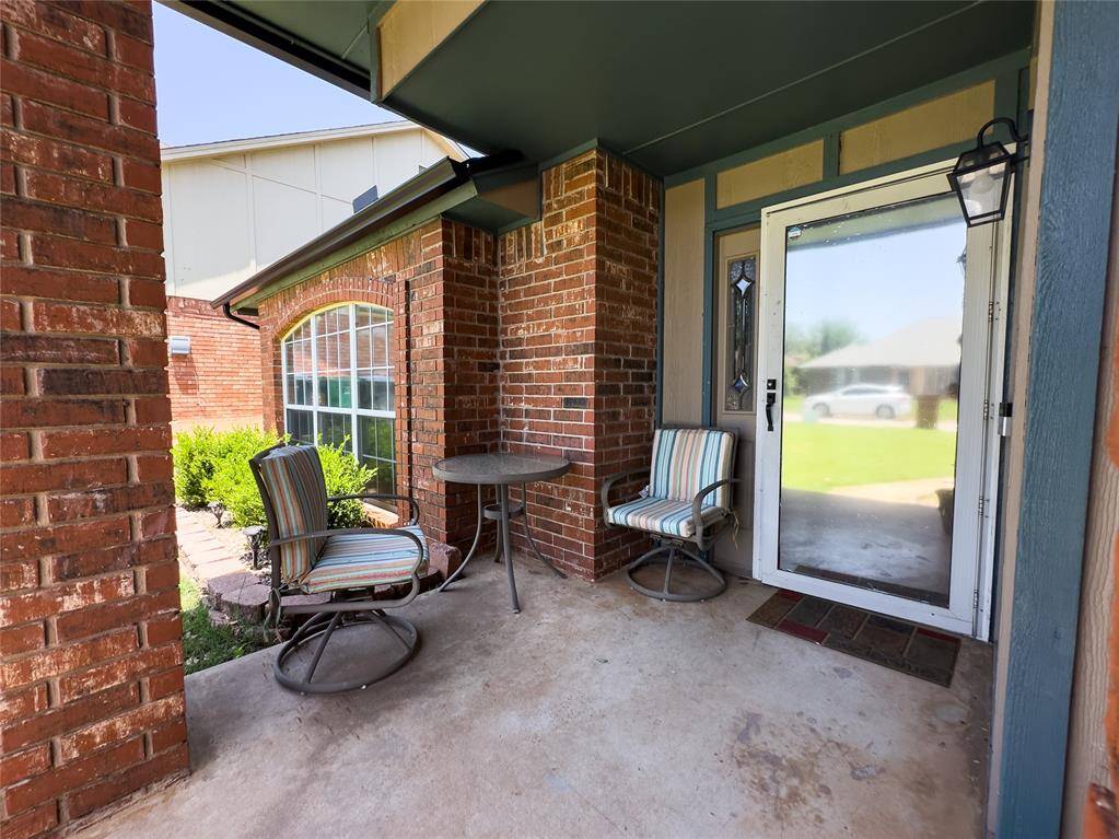 520 Greenfield DR, Yukon, OK 73099