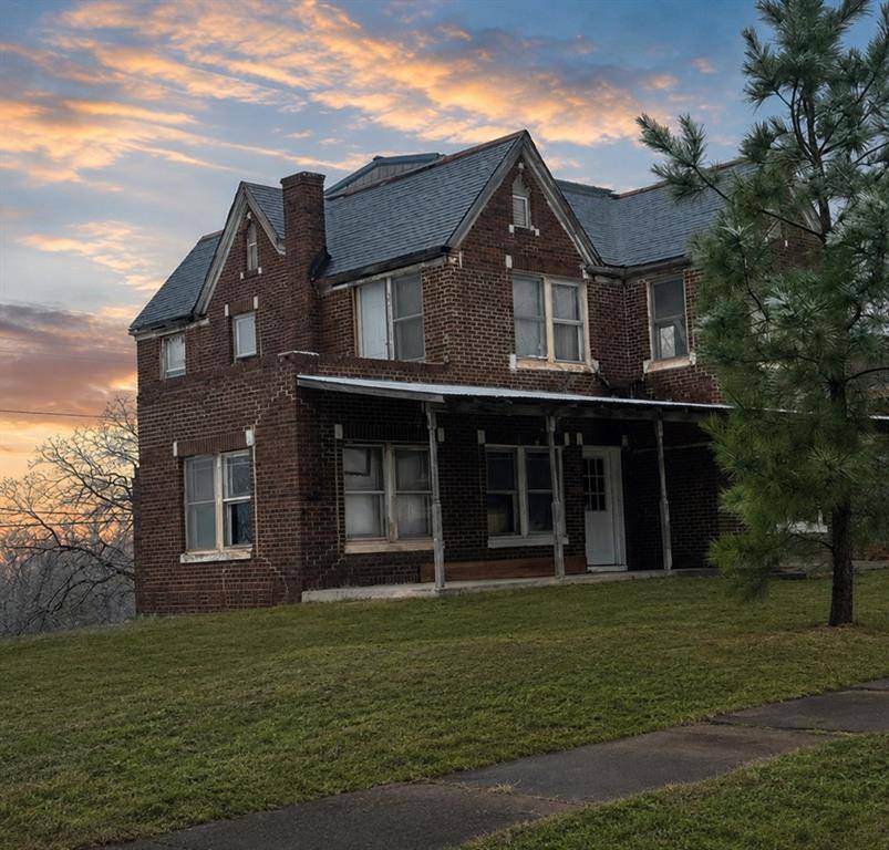 1215 Sunset DR, Wewoka, OK 74884