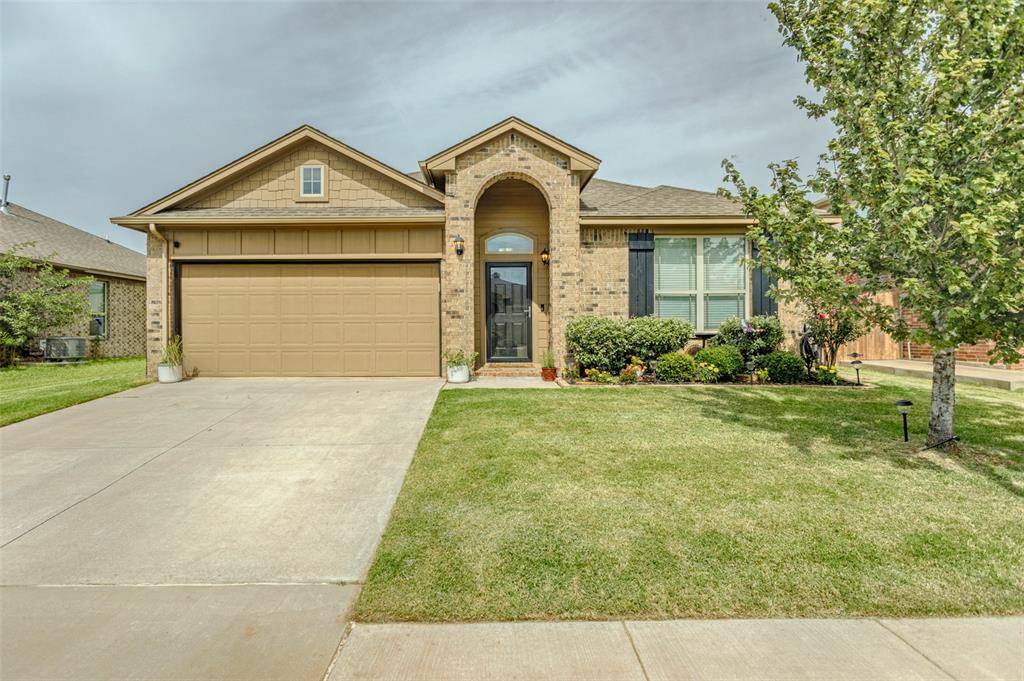 2517 Colby CT, Yukon, OK 73099