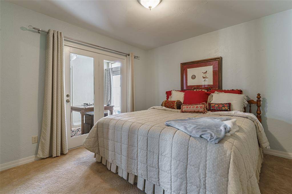 109 The Hills, Clinton, OK 73601