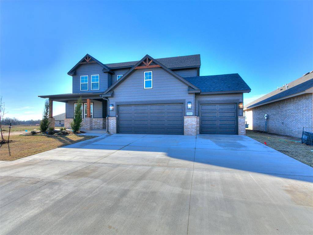 7701 Three Woods LN, Yukon, OK 73099