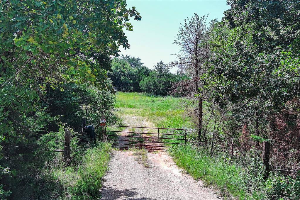 36391 Little River RD, Tecumseh, OK 74873