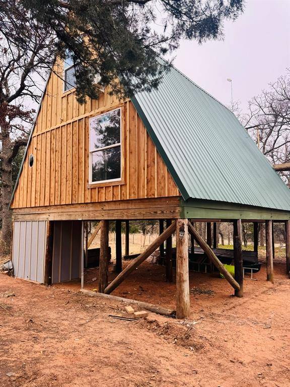 5201 Crystal Lake DR, Guthrie, OK 73044