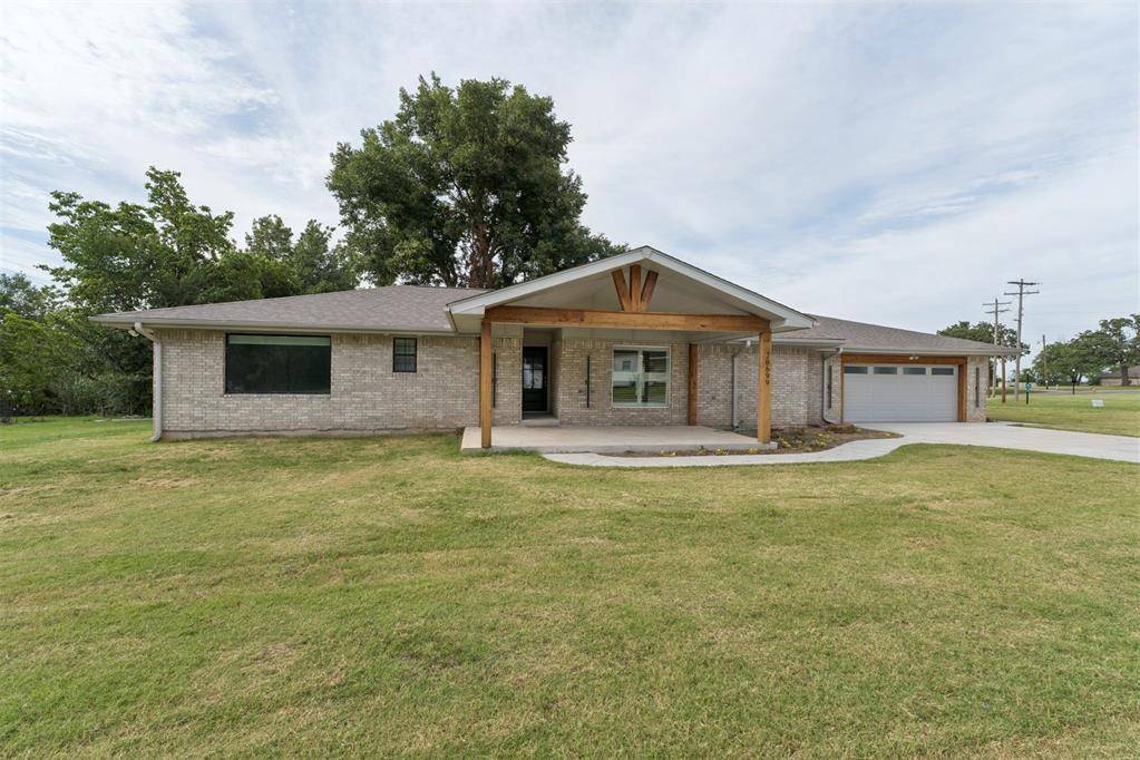 20699 Hensel ST, Harrah, OK 73045