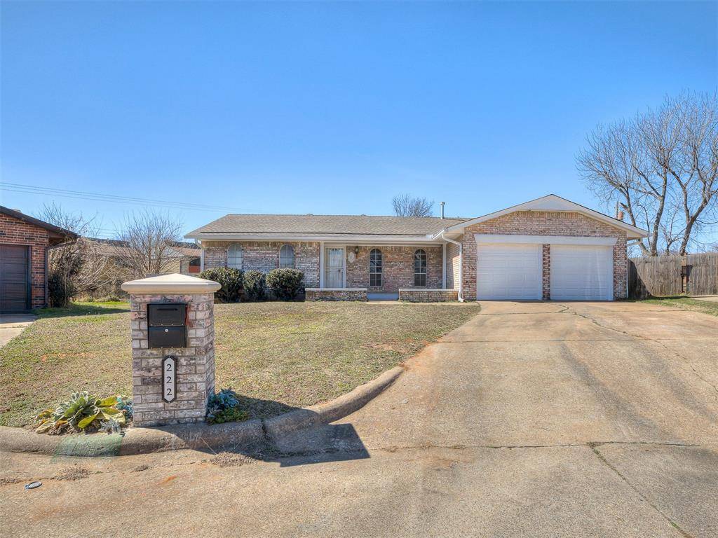 222 Shadybrook PL, Midwest City, OK 73110