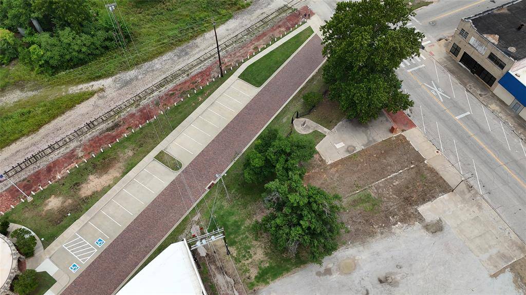 524 E Main, Shawnee, OK 74801