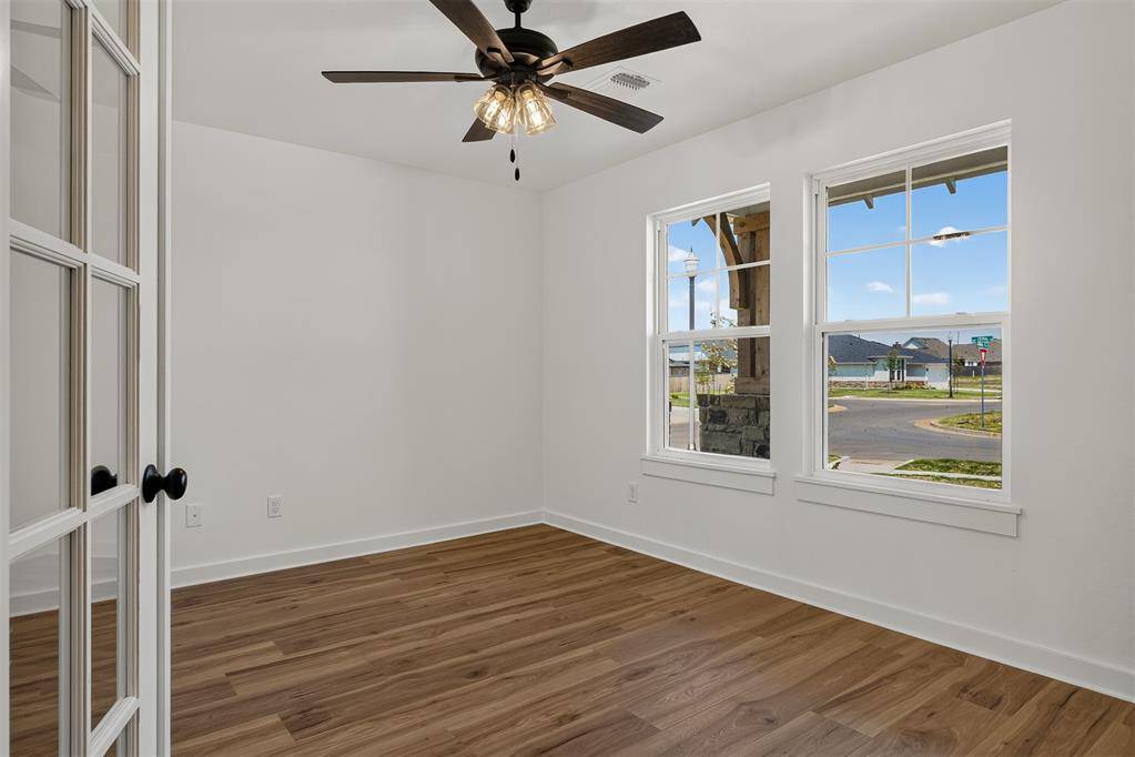1424 SW 159th ST, Moore, OK 73170
