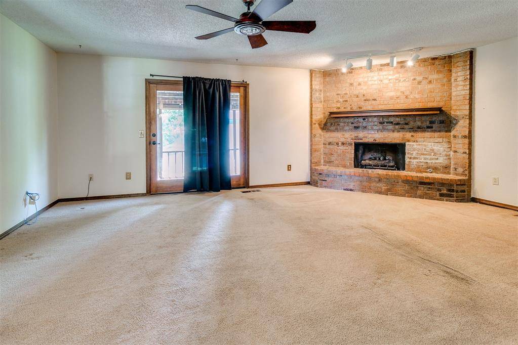 1013 S Morgan DR, Moore, OK 73160