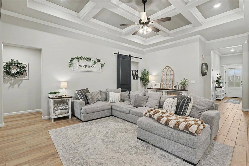 8201 Lambert WAY, Edmond, OK 73034