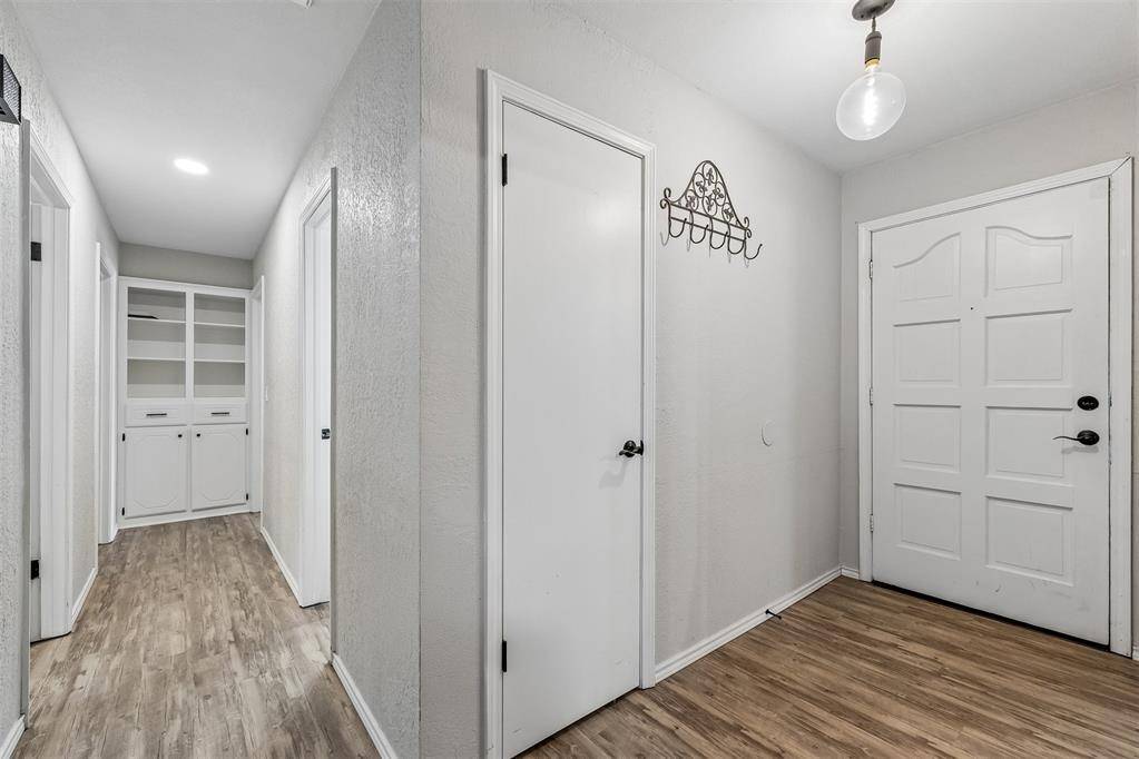 9912 S Country Club DR, Oklahoma City, OK 73159