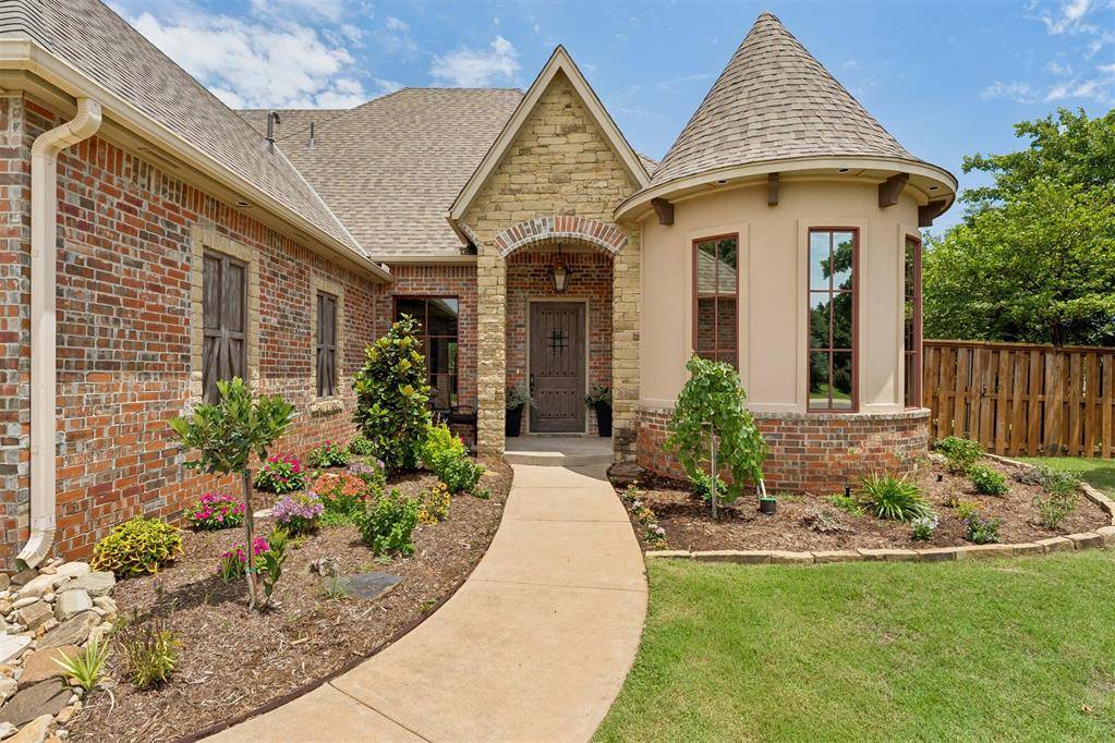 2317 Open Trail DR, Edmond, OK 73034