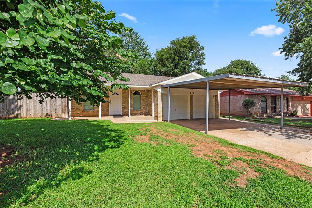713 S Glen LN, Mustang, OK 73064