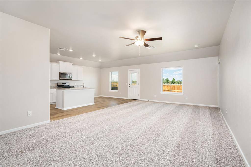 744 Luna WAY, Tuttle, OK 73089