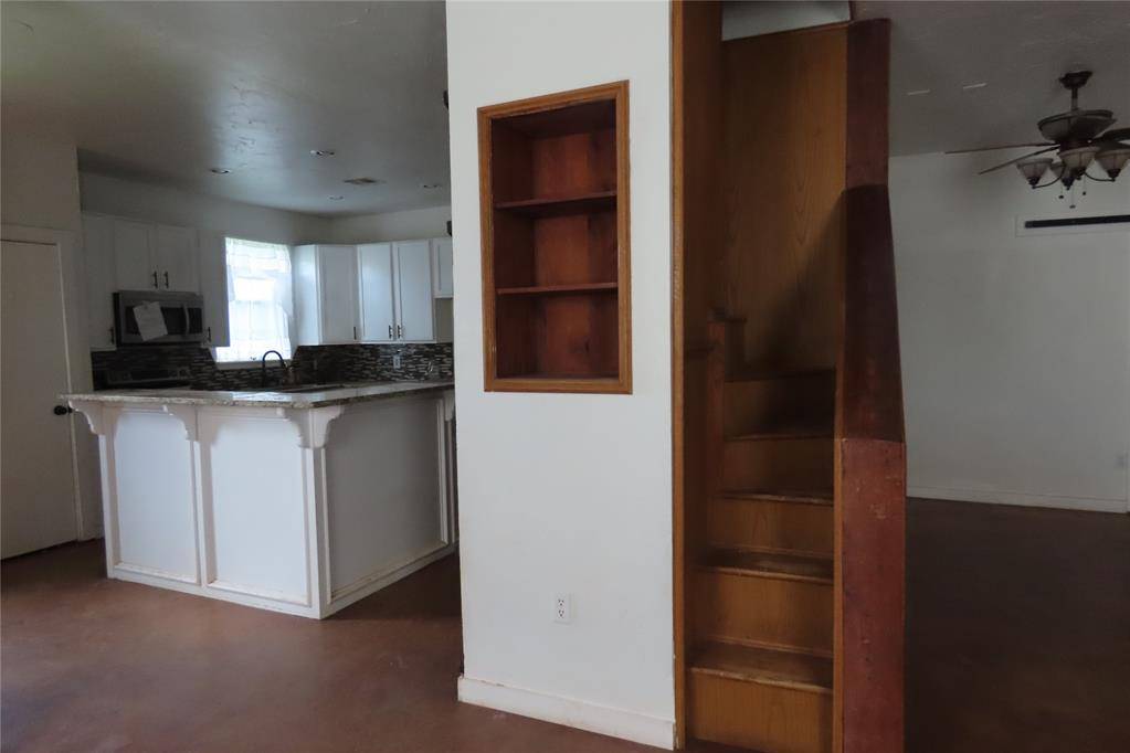 1801 Cheyenne LN, Blanchard, OK 73010