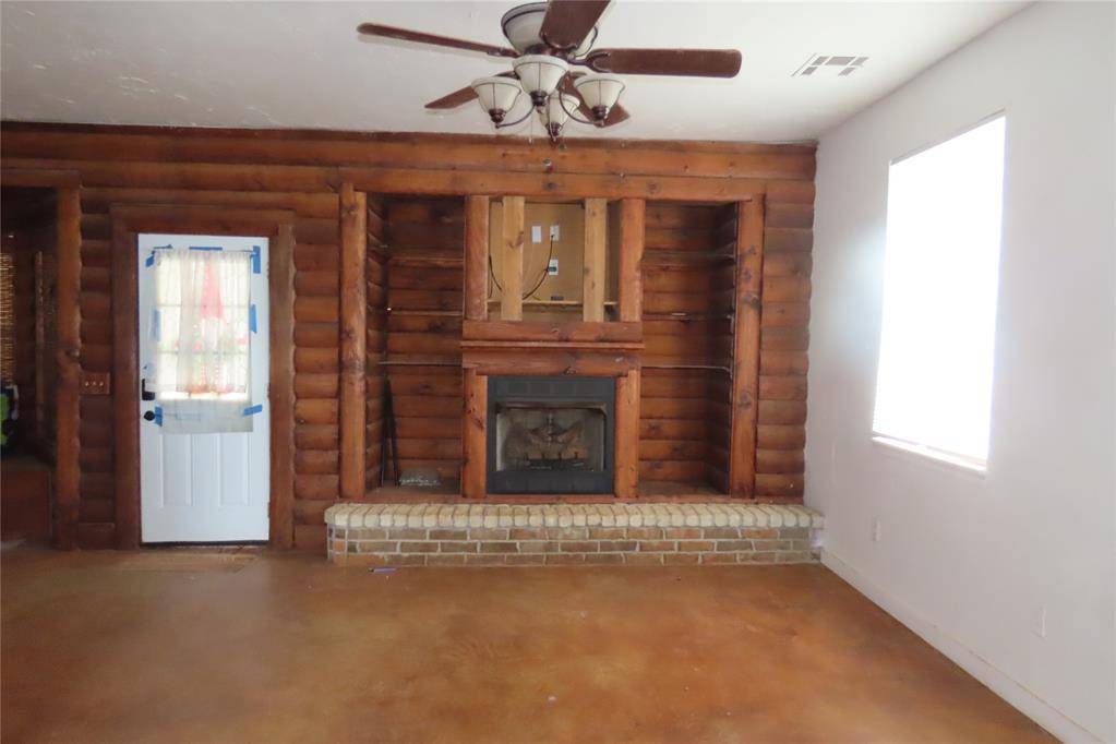 1801 Cheyenne LN, Blanchard, OK 73010