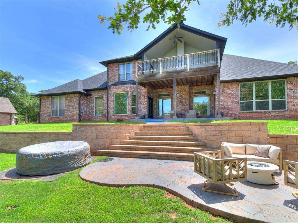 8845 Palermo DR, Edmond, OK 73034