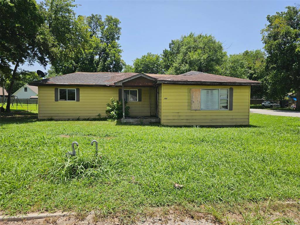 1317 W Wapanucka AVE, Sulphur, OK 73086