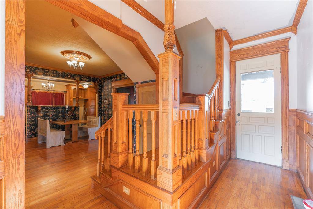 701 S 6th ST, Chickasha, OK 73018