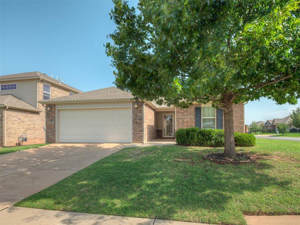 2401 NW 194th ST, Edmond, OK 73012
