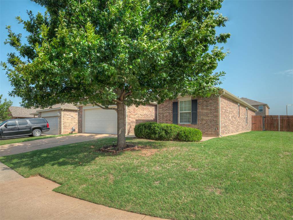 2401 NW 194th ST, Edmond, OK 73012