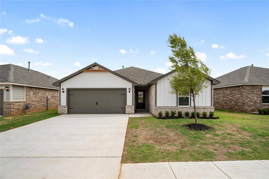 2103 Palmatum RD, El Reno, OK 73036