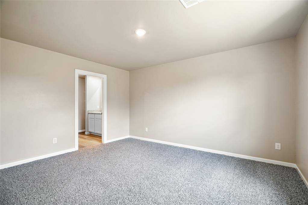 1904 Palmatum RD, El Reno, OK 73036